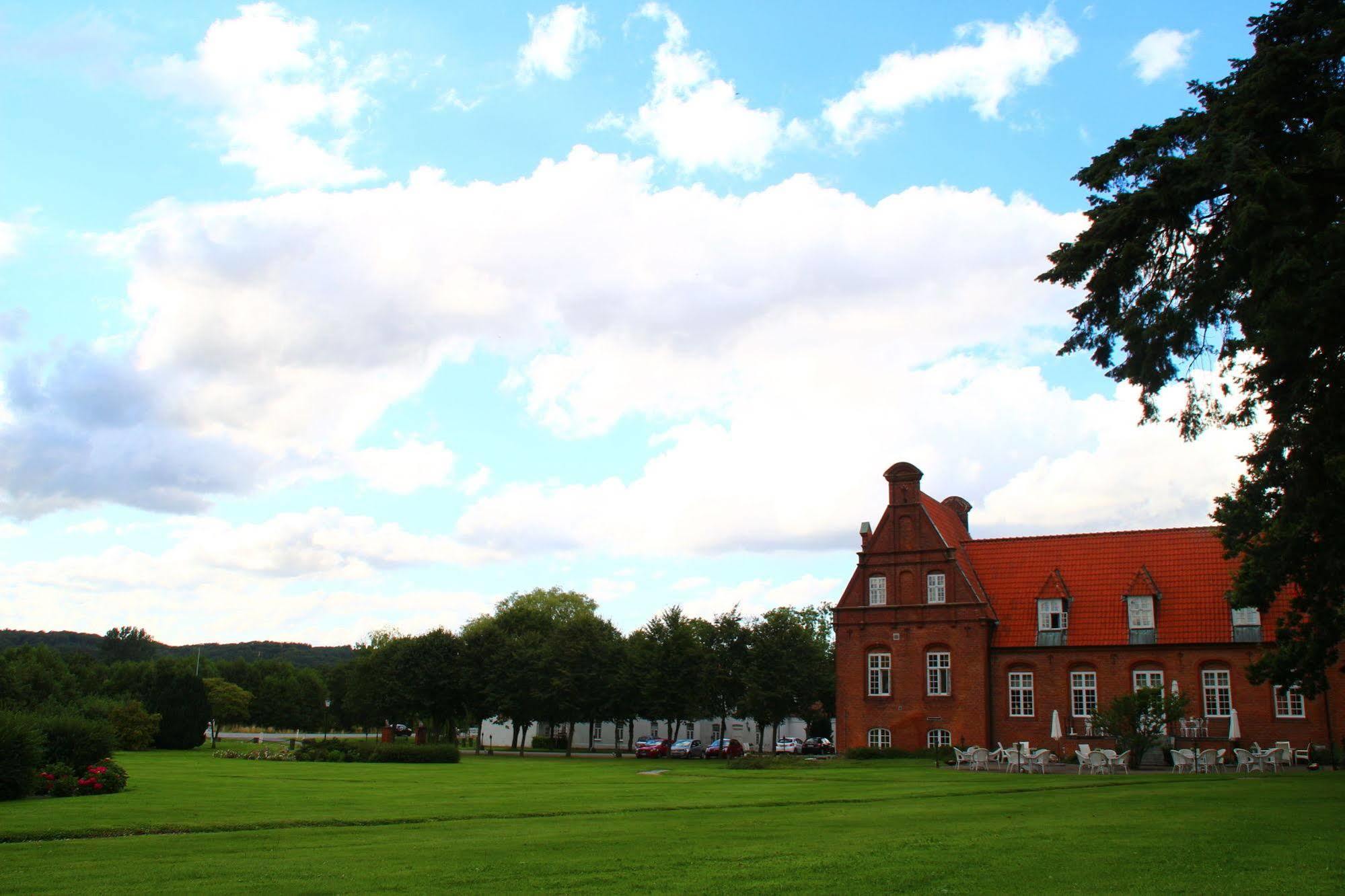 Hotel Sophiendal Manor Låsby Exterior foto